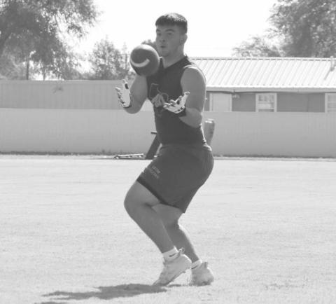 CATCH IN STRIDE - Anton Bulldog Joshua Garcia caught the ball on the run this past Monday during two-a-days practice at the Bulldog Field. (Staff photo by Aalijah Soliz)