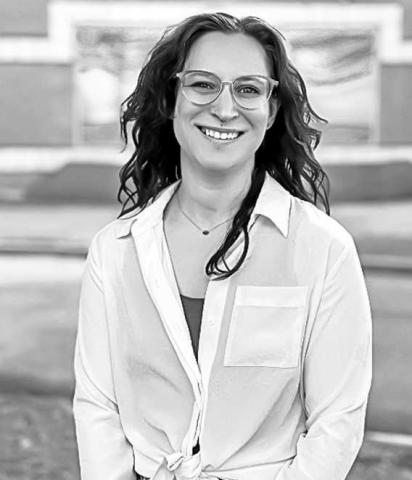 VERASUE SPENCERAWARD - Jamie Miller, a sociology major from Athens, Georgia, received the 2025 Vera Sue Spencer Award during the Spring 2025 morning commencement ceremony on May 9 in the Texan Dome. (SPC Photo)
